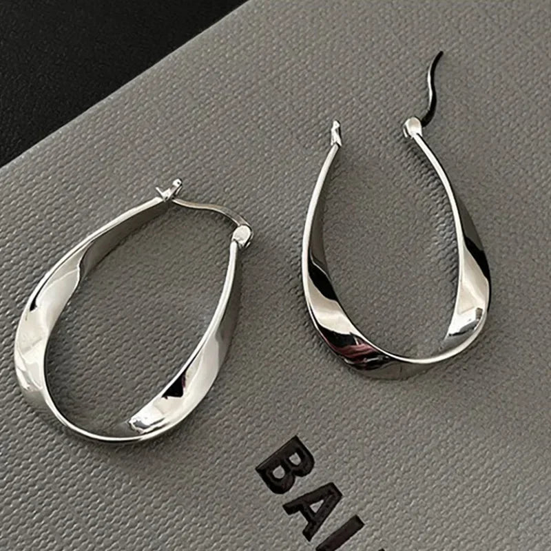Vintage Geometry Irregular Eardrop Personality Asymmetry Dripping Oil Earrings for Women Fashion Daily Commuting Jewelry Gifts - Acros