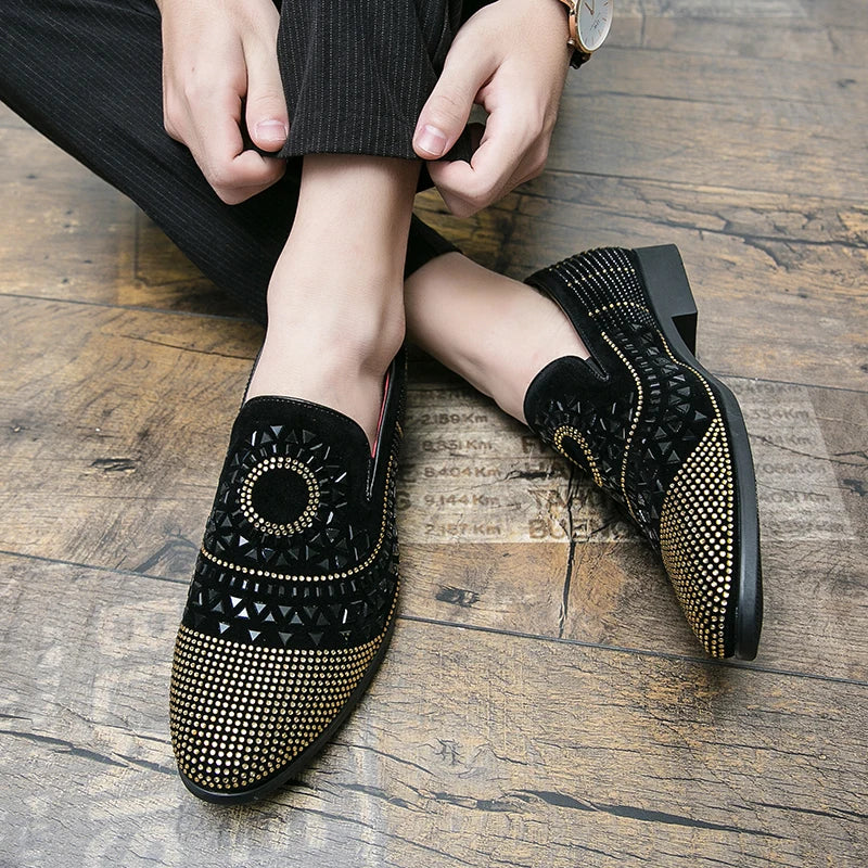 Ansoff men's pointed casual leather slip-on shoes with rhinestone embellishments, breathable design, suitable for fashion and nightlife.