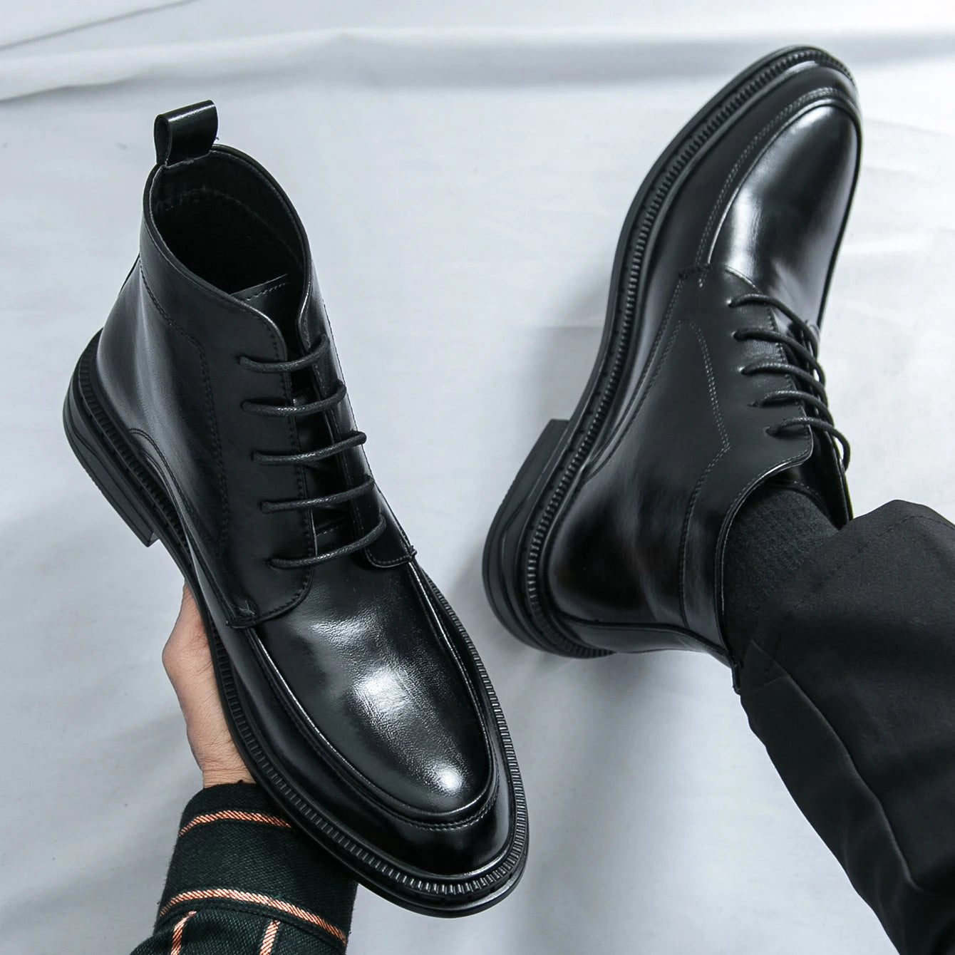 Ansoff men's leather Oxford boots with pointed toes, ankle length, classic design, suitable for business and formal wear.