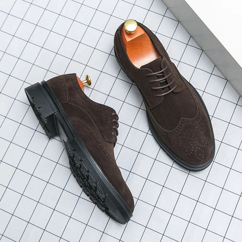 Ansoff men's British style thick-soled brogue shoes in wear-resistant suede leather with classic Oxford design.