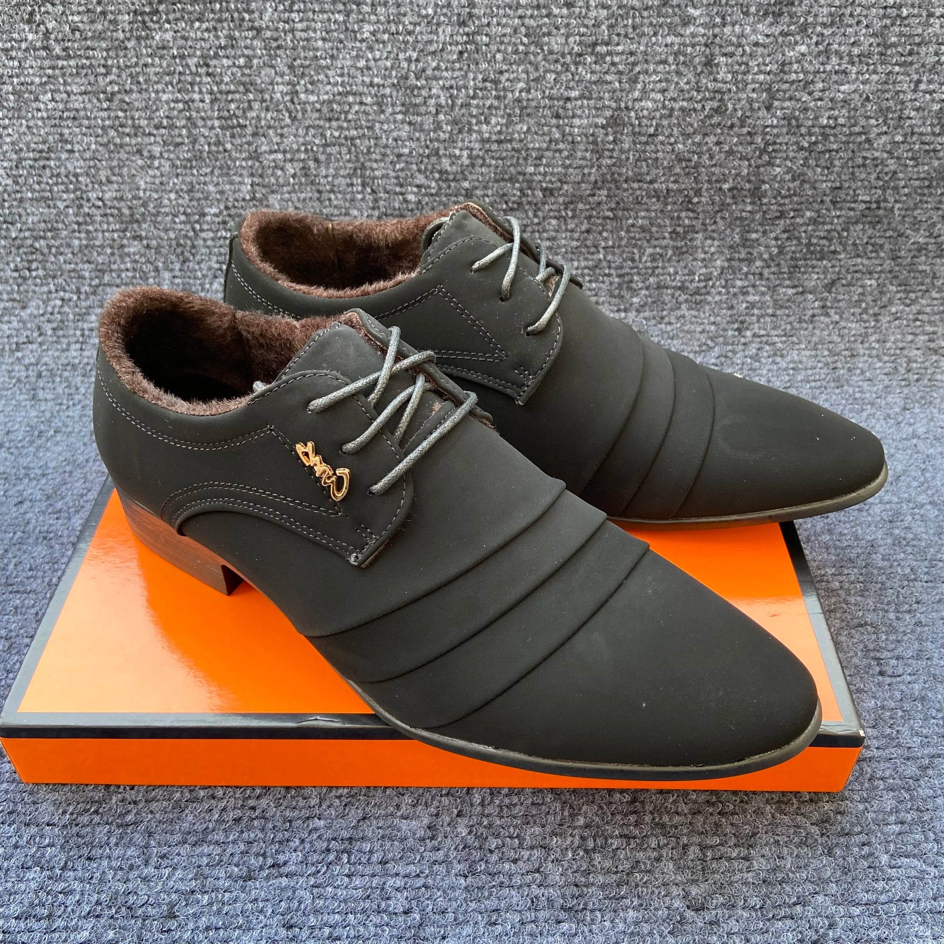 Ansoff men's formal Oxford shoes with sleek black leather design, suitable for office, weddings, and dress occasions.