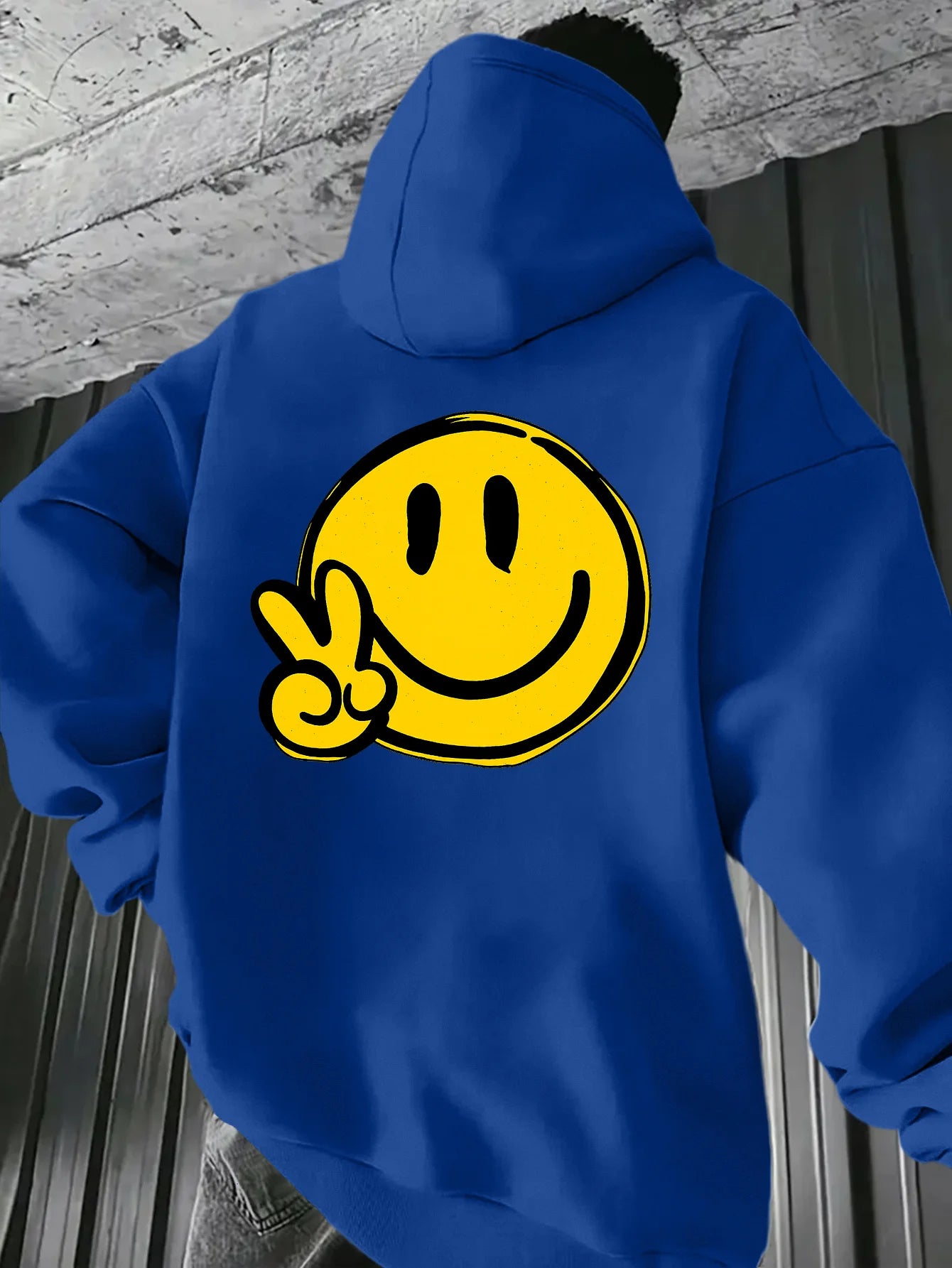 A Stylish and Comfortable Men's Hooded Sweatshirt with A Smiling Face, Perfect for Autumn and Winter Seasons - Acros