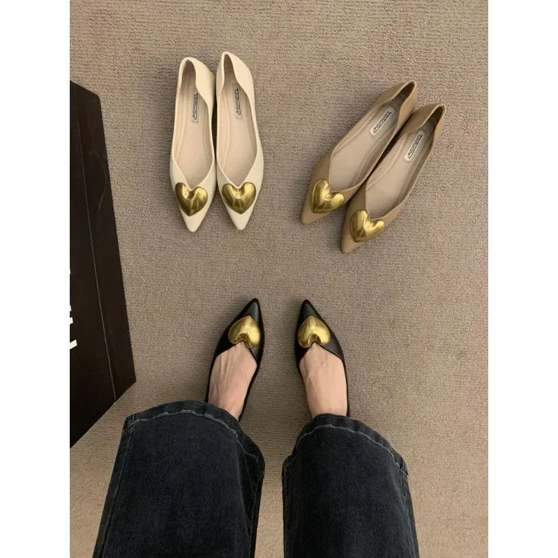 Elegant black flat-bottomed women's shoes by Ansoff, featuring soft soles and French style for comfortable spring and autumn wear.