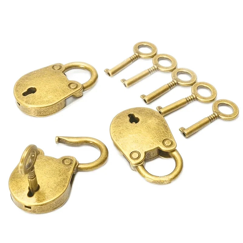 Vintage metal padlock with key, antique-style lock and key set by Ansoff, showcasing old-fashioned charm and durable metal craftsmanship.